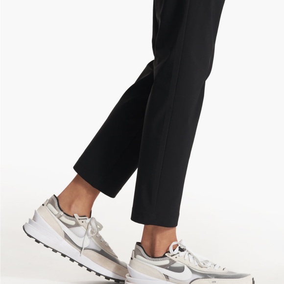 Vuori Women’s Miles Ankle Pant Black NWT - Picture 6 of 6